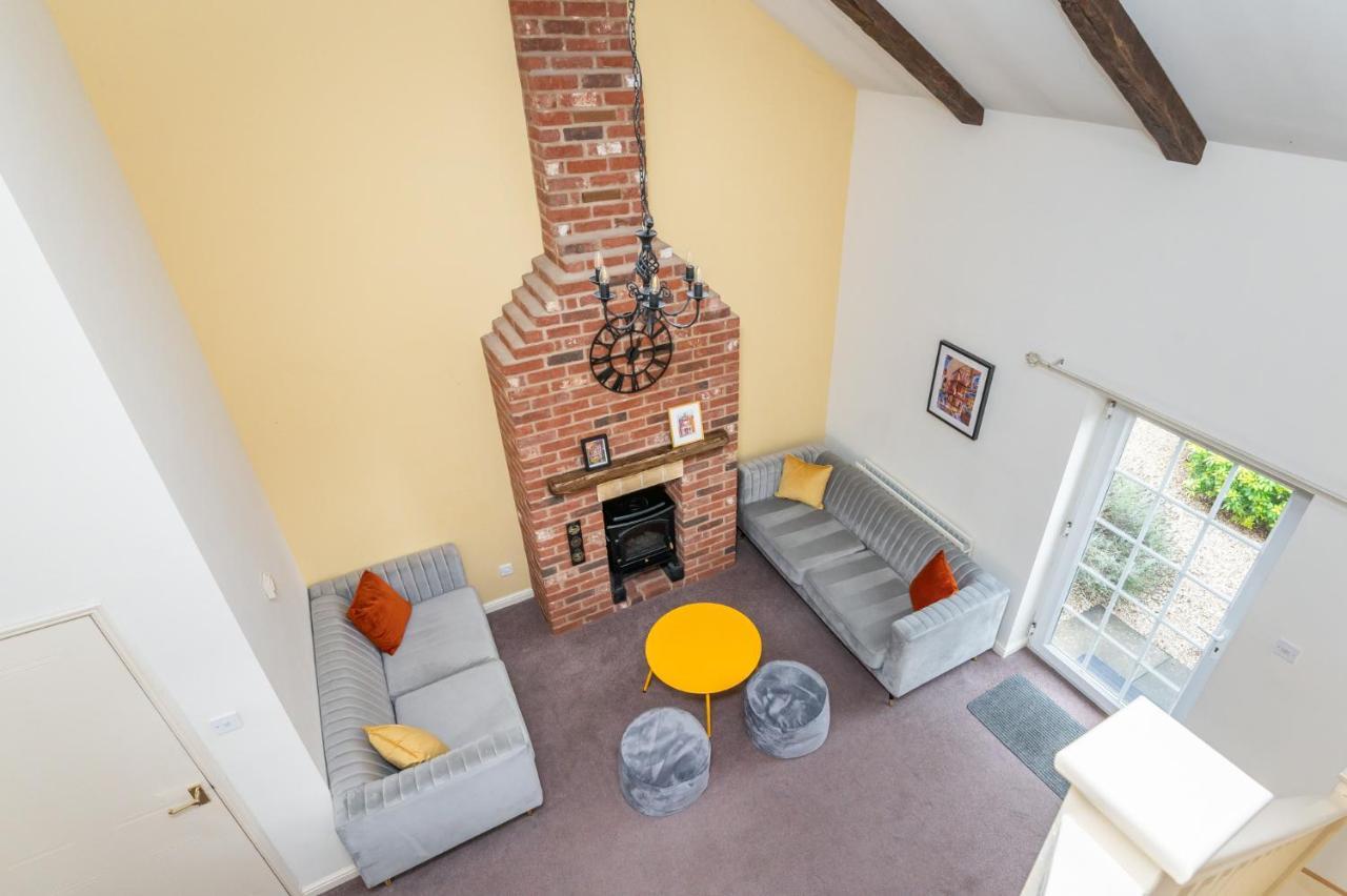 Pass The Keys Charming Cottage Near Clifton Moor York Exteriör bild