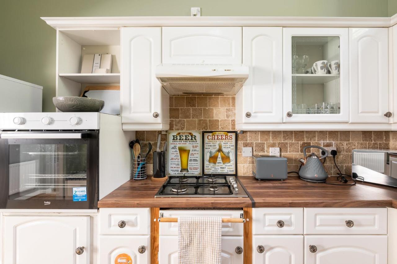 Pass The Keys Charming Cottage Near Clifton Moor York Exteriör bild