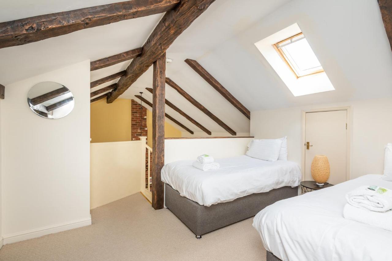 Pass The Keys Charming Cottage Near Clifton Moor York Exteriör bild